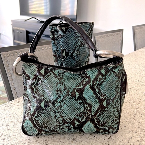 Donald J Pliner python snakeskin style bag - Picture 2 of 10
